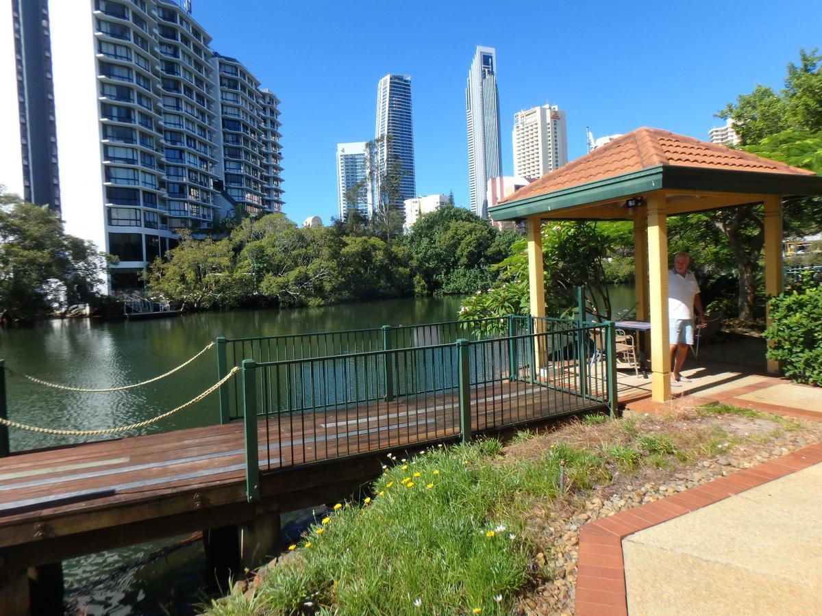 Paradise Island Resort Gold Coast Esterno foto